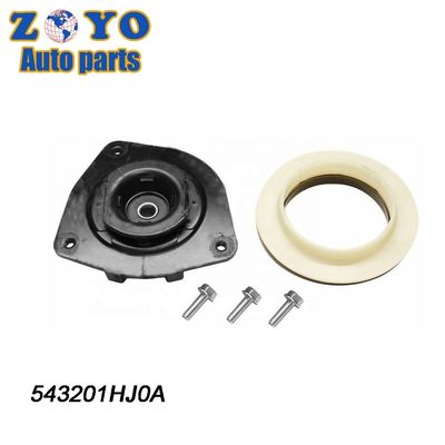 Le moteur est monté sur le moteur de la voiture.