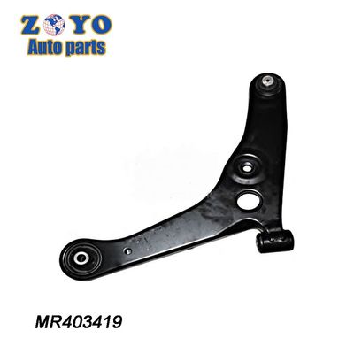 La position gauche avant du bras de commande inférieur pour Mitsubishi Lancer MR403419 RK620384