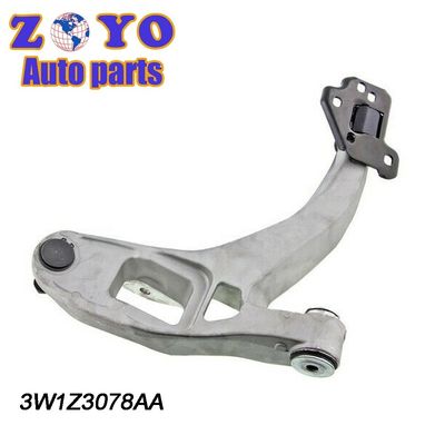 1992-2011 Ford Crown Victoria Arm de commande avant inférieur avec boîtier en caoutchouc naturel