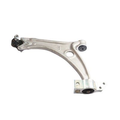 Position avant Zinc Plating Control Arm Kit pour Audi TT 06-14 Parties de suspension puissantes