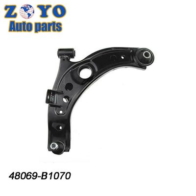 Armure de commande inférieure réglable de la suspension avant pour Toyota Passo 2008- Fabriqué en acier SPHC