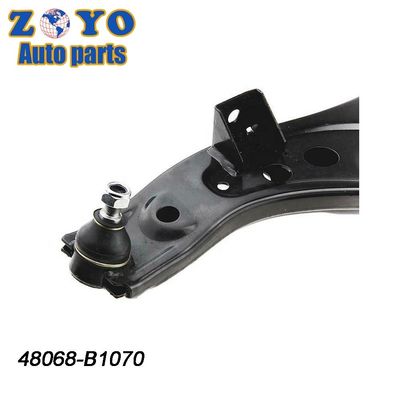 Le bras de commande avant inférieur en acier SPHC pour Toyota Passo 48068-B1070 positionné à l'avant