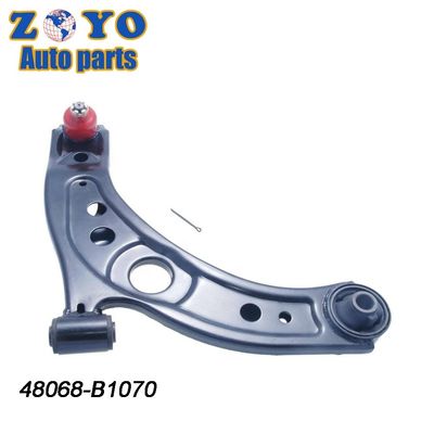 Le bras de commande avant inférieur en acier SPHC pour Toyota Passo 48068-B1070 positionné à l'avant