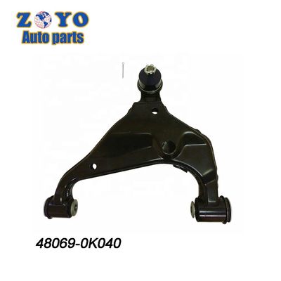 Le bras de commande inférieur avant en caoutchouc naturel pour Toyota Hilux VII PICK UP 2004-2017
