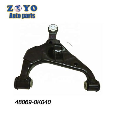 Le bras de commande inférieur avant en caoutchouc naturel pour Toyota Hilux VII PICK UP 2004-2017